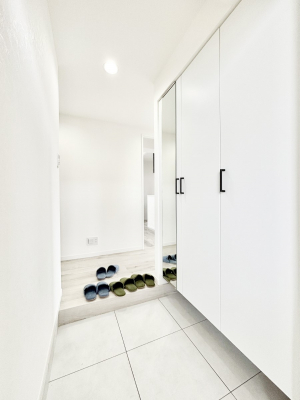 ���ց@�Ƒ��̋A��₨�q�l�������������}���錺��