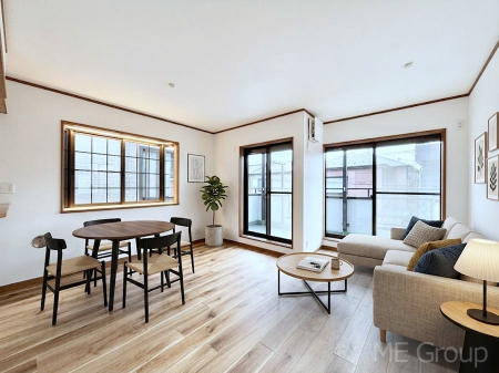 ���r���O�@�������������͋C�̂k�c�j�͉Ƒ��݂�Ȃ̉��K��ԁ��Ƌ��CG�ł�