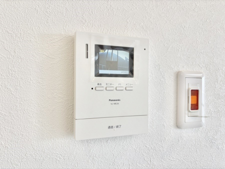 ���̑����ρ@�K��҂���ڂł킩����S�̂s�u���j�^�[�t���C���^�[�z���B   