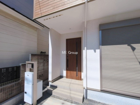 ���ց@��؂ȉƑ��A���q���o�}���錺�ցB