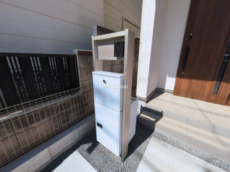 ���̑��@�V���v���f�U�C���̃|�X�g�B