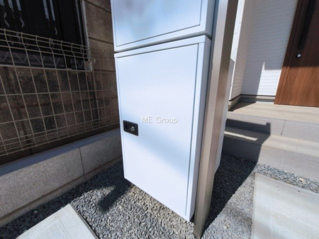 ���̑��@�ו��̎󂯎�肪�����������S�I�s�ݎ��ɂ��ו����󂯎����zBOX�t���ł��B