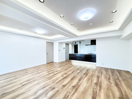 ���r���O�@�؂̉����肪�₳�����t���[�����O�͈��炬�������炷�Z���