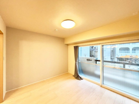 ���̑����ρ@�o���R�j�[���J�������v���X���Ă����m��