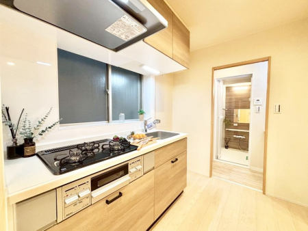 �L�b�`���@�������������I�ɁA�y�����I�V�X�e���L�b�`��