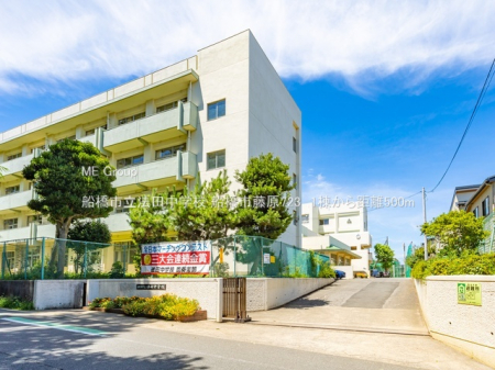 ���ӊ��@���w�Z 500m �D���s���@�c���w�Z