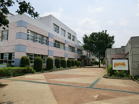 ���ӊ��@���w�Z 900m ����s�����䒆�w�Z