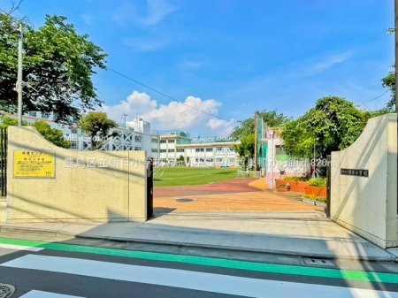 ���ӊ��@���w�Z 820m �L���旧�������w�Z