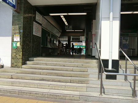 ���ӊ��@�w 800m �@���w