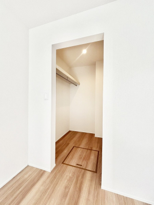 ���̑��@�ߗނ��n���K�[�Ɋ|�����܂܎��[�ł���WIC�B�ߗނ̐������ڂ����₷���ĕ֗��ł��I