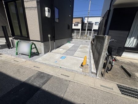 �@�����Ɍ������Ȃ����ԃX�y�[�X�B