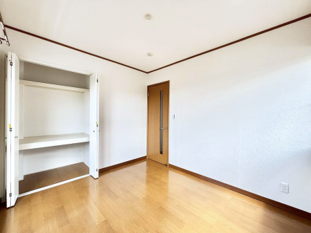 �Q���@���z�c��G�ߗp�i�Ȃǂ������Ղ���[�ł�����[������A���Z�X�y�[�X���L���g���܂��B