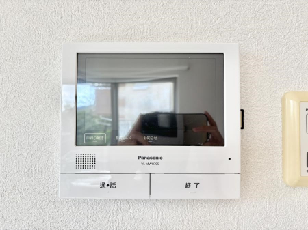 ���̑����ρ@�K��҂���ڂł킩��A���S�̂s�u���j�^�[�t���C���^�[�t�H��