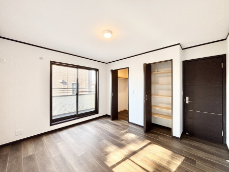 ���̑����ρ@�o���R�j�[���J�������v���X���Ă����m��