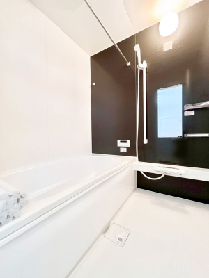 �����@����̔�������Ă���閾�邢�������̂���o�X���[��