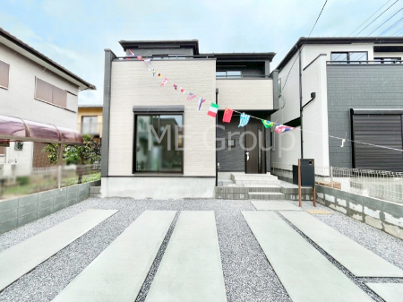 ���n�O�ώʐ^�@�������ꂽ�O�ρA�㎿�ȏZ��Ԃ��L���鎺���͉i�����S���ĉ߂�����Z���ł��B