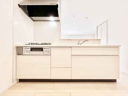 �L�b�`���@�������������I�ɁA�y�����I�V�X�e���L�b�`��