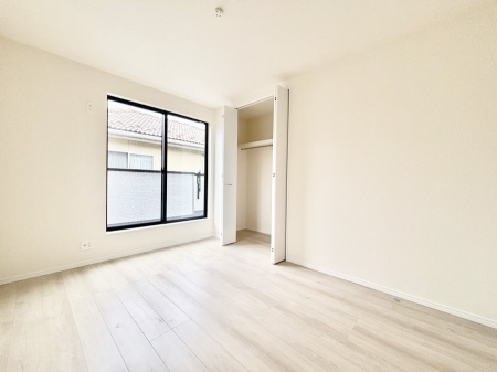 �q�������@�q�������ɂ��������߂Ȏ��[�X�y�[�X�����Ղ�̋���