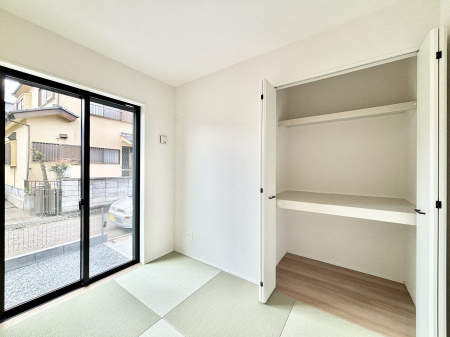 ���̑����ρ@�_�炩����̋�Ԃ́A���q�l�̗V�я�◈�q���̂����ĂȂ��̏ꏊ�Ƃ��ďd�󂵂܂��B 