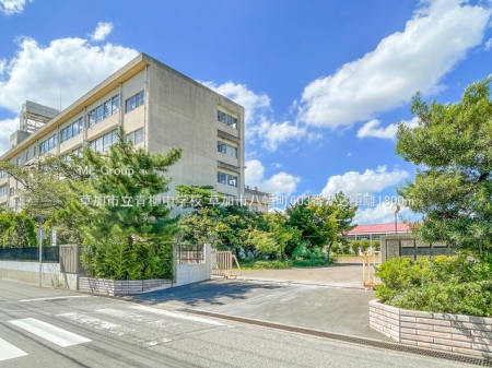 ���ӊ��@���w�Z 1800m �����s�������w�Z