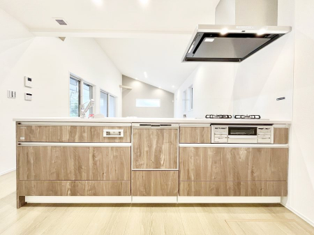 �L�b�`���@�������������I�ɁA�y�����I�V�X�e���L�b�`��