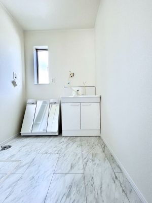 ���ʑ�E���ʏ��@���邢���ʏ��͖����̐g�x�x���y�����ł����Ⴂ�����ł��B