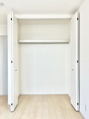 ���[�@�����Ղ�̎��[�X�y�[�X�ŉ��K�ɕ�点���� 