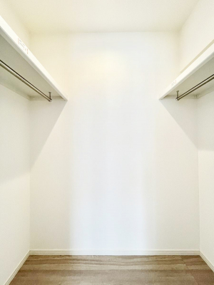 ���[�@�S�����N���[�[�b�g�t��