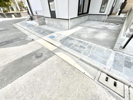 �@�����Ɍ������Ȃ����ԃX�y�[�X�B