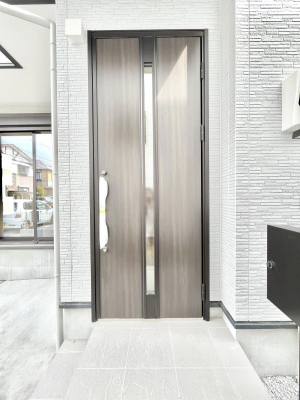 ���ց@��؂ȉƑ��A���q���o�}���錺�ցB