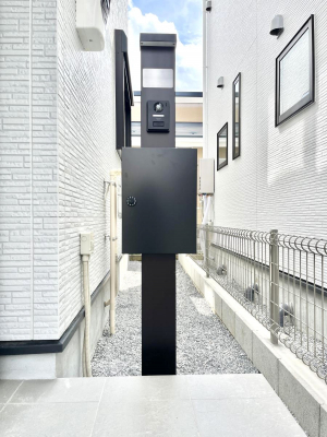 ���̑��@�V���v���f�U�C���̃|�X�g�B