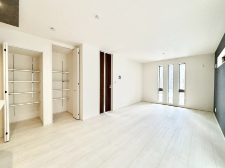 ���̑����ρ@�Ƒ������R�ƏW�܂�e���̃X�y�[�X�ɂȂ肻�� 