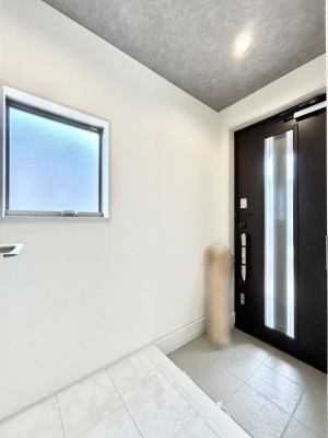 ���ց@�K���X�X���b�g�̓��������փh�A�������Ɍ���͂��Ă���܂� 