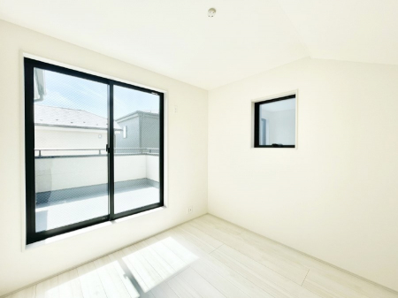 ���̑����ρ@�o���R�j�[���J�������v���X���Ă����m��