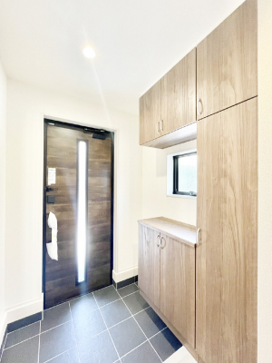 ���ց@���ʔ��͂��Ƒ��̎ʐ^��G�߂̃C���e���A�ŏ���I�Ƃ��ĉ��o�ł��܂�