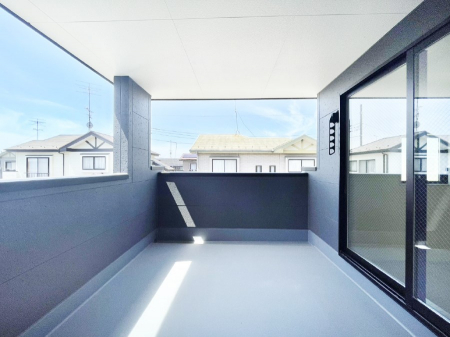 �o���R�j�[�@�}�Ȃ��V�C�̕ω��ɂ����S�ȃC���i�[�o���R�j�[