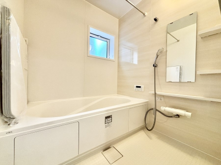 �����@����̔�������Ă���閾�邢�������̂���o�X���[��