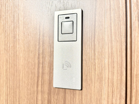 ���̑��@�X�}�[�g�ɊJ���ł���d�q�L�[