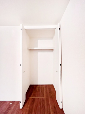 ���[�@�m���̃N���[�[�b�g�B���s��������̂Ō���̈ߗނ�����������܂�܂��B