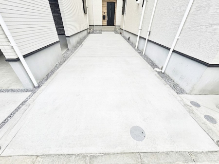 �@�����Ɍ������Ȃ����ԃX�y�[�X�B