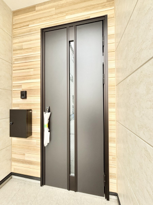 ���ց@��؂ȉƑ��A���q���o�}���錺�ցB