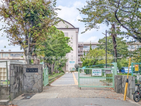 ���ӊ��@���w�Z 1860m �z�J�s���쒆�w�Z