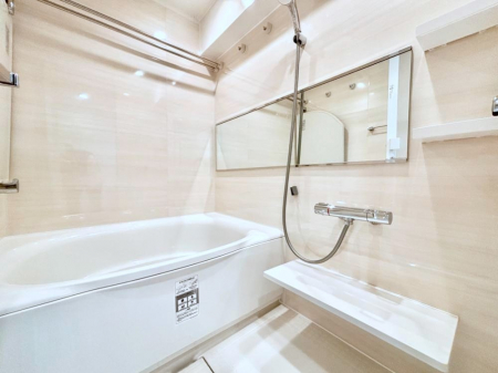 �����@����̔�������Ă���閾�邢�������̂���o�X���[��