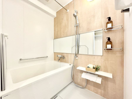 �����@����̔�������Ă���閾�邢�������̂���o�X���[��