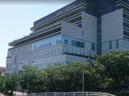 ���ӊ��@�a�@ 1300m �������b���ȑ�w������ÃZ���^�[