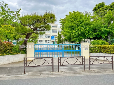 ���ӊ��@���w�Z 960m �����旧���c���w�Z