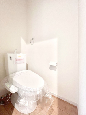 �g�C���@�g�C����1�K��2�K���ꂼ��ɔz�u����Ă��ĂƂĂ��֗��ł��B 