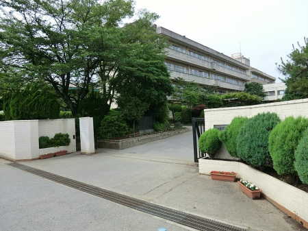 ���ӊ��@���w�Z 1360m �t�����s���L�쒆�w�Z