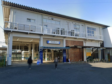 ���ӊ��@�w 740m �����w