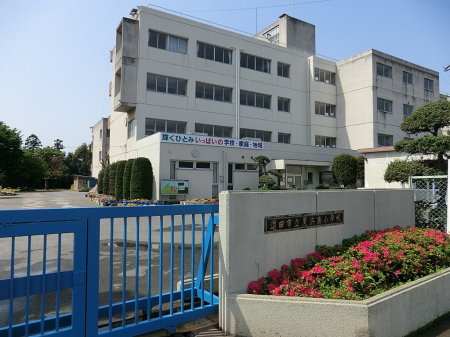 ���ӊ��@���w�Z 398m ���l�쏬�w�Z